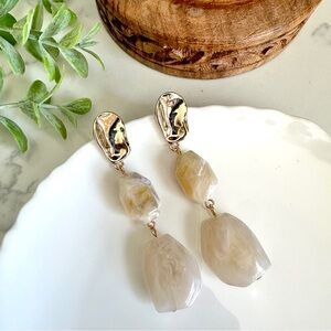 2/$30🌵 Neutral Beige Marbled Acrylic Stone Earrings Gold Tone Dangle Boho NEW